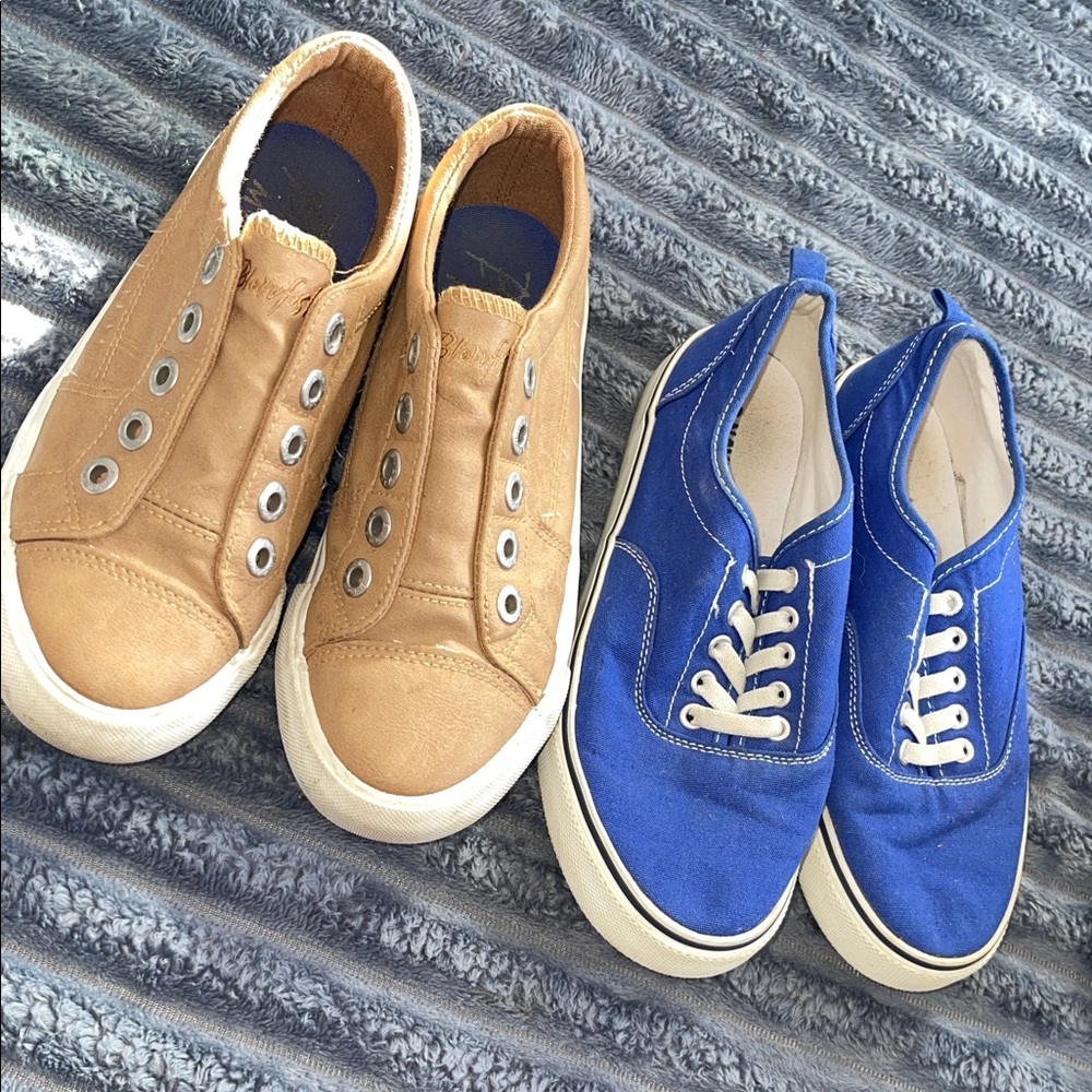Old Navy Big Girl Tan and Blue play Sneakers